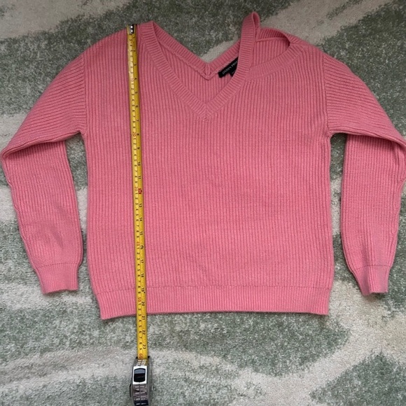 NWT Boston Proper Cut-Out One Shoulder Shaker Knit Sweater - Picture 8 of 9